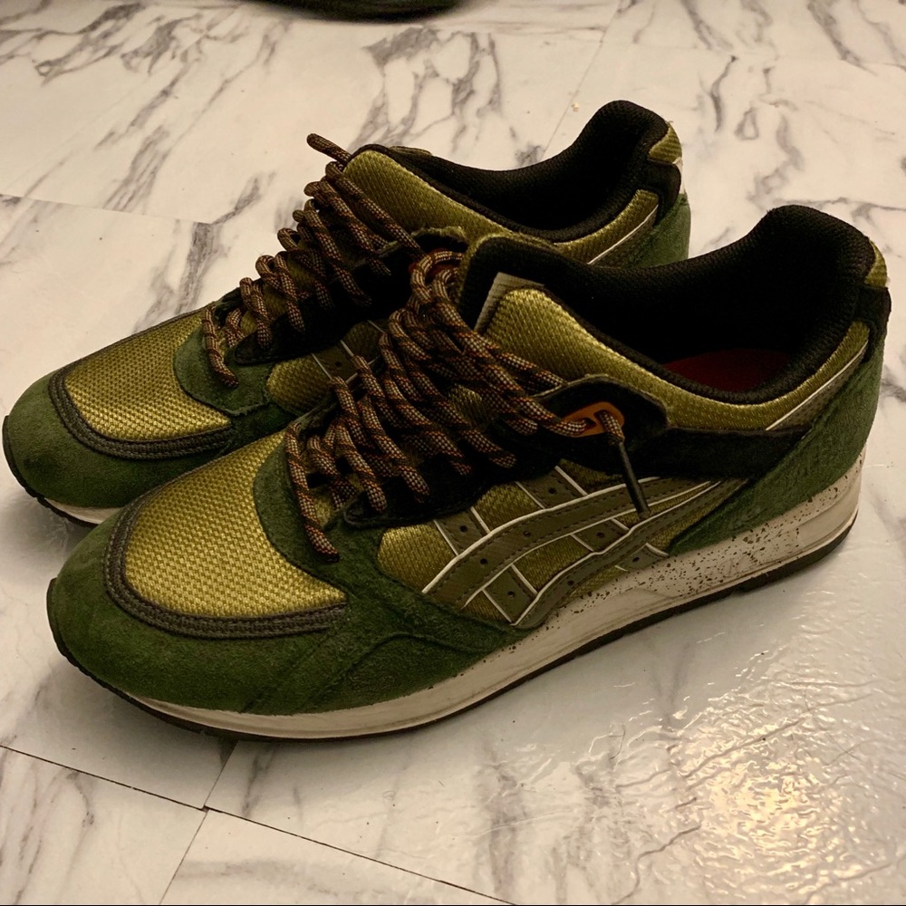 ASICS